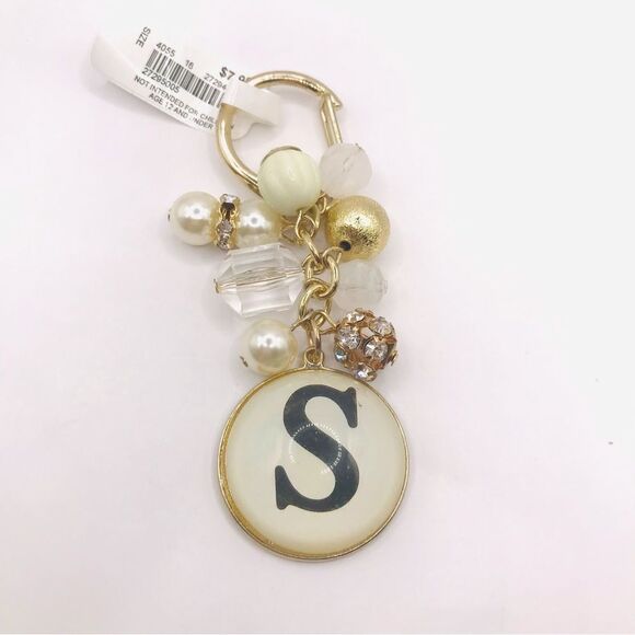 Gold Chic Initial S Keychain Car Accessory - Picture 1 of 6